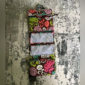 Vera Bradley Hanging Travel Organizer in Lola